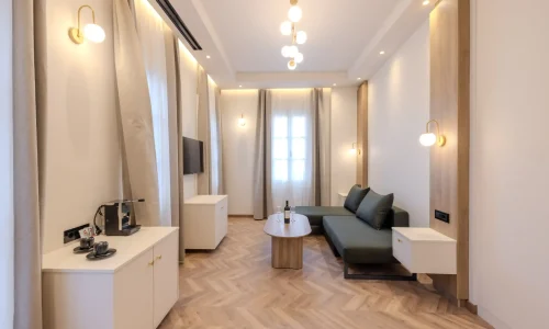 exclusive_Suite_Living_Room